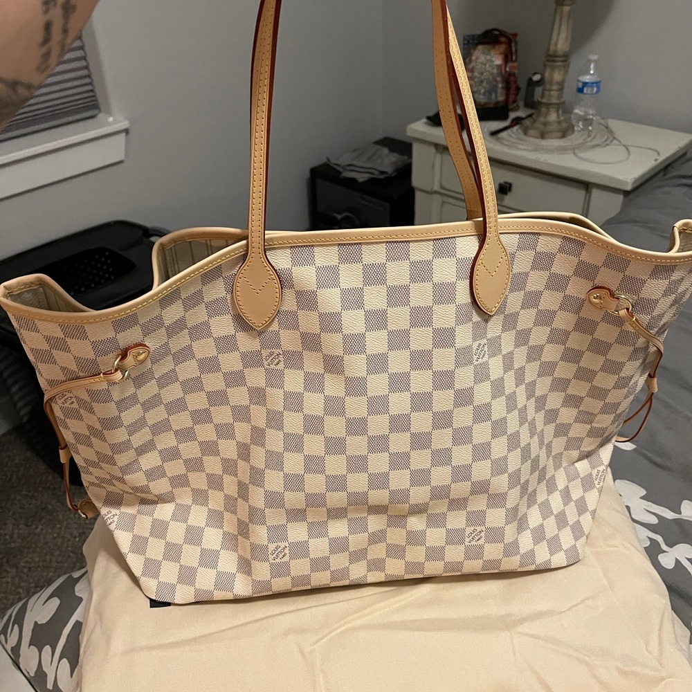 Brand new Louis Vuitton Neverfull Gm